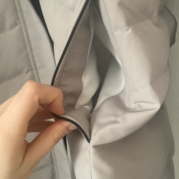 Canada Goose Jacket - Picture 2 of 16